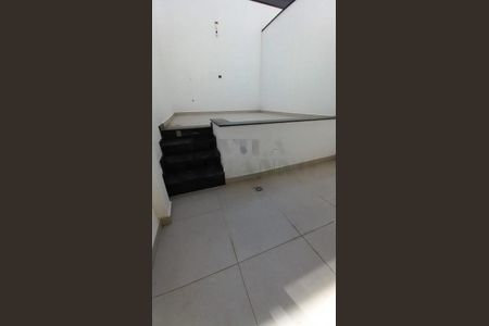 Casa à venda com 104m², 3 quartos e 2 vagasquintal