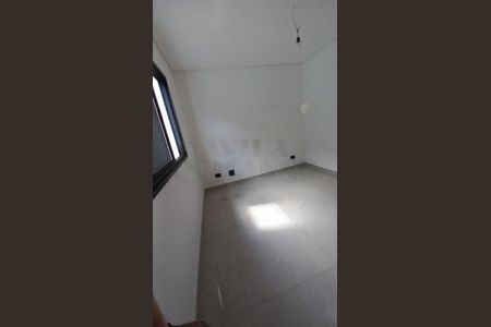 Casa à venda com 104m², 3 quartos e 2 vagasquarto