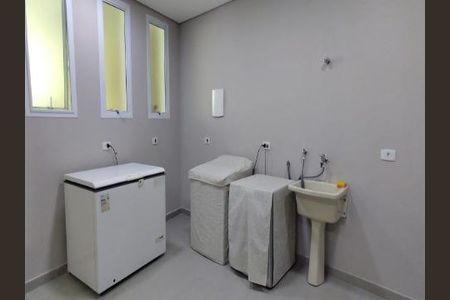 Casa à venda com 350m², 4 quartos e 4 vagasAREA INTERNA