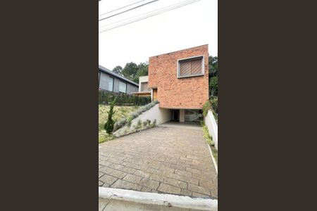 Casa de condomínio à venda com 439m², 4 quartos e 4 vagas