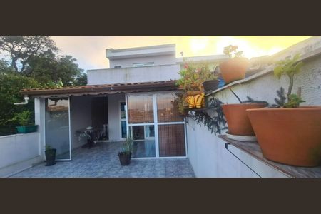 Foto 12 de casa à venda com 3 quartos, 156m² em Jardim Inga, São Paulo