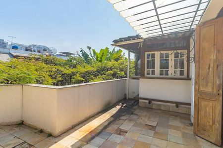 Apartamento à venda com 315m², 3 quartos e 2 vagas