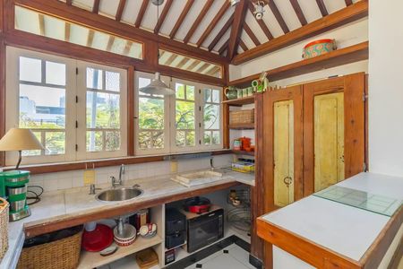Apartamento à venda com 3 quartos, 315m² em Barra da Tijuca, Rio de Janeiro