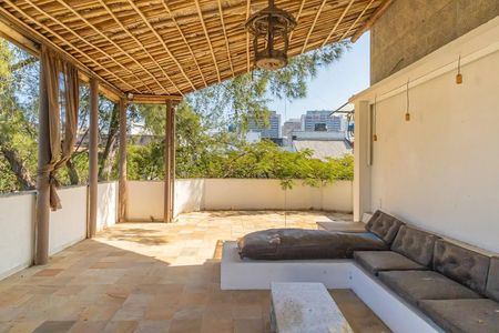 Apartamento à venda com 315m², 3 quartos e 2 vagas