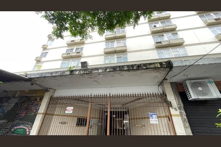 Fachada de apartamento para alugar com 2 quartos, 72m² em Caju, Rio de Janeiro