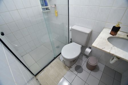 Apartamento à venda com 66m², 2 quartos e 2 vagasBanheiro
