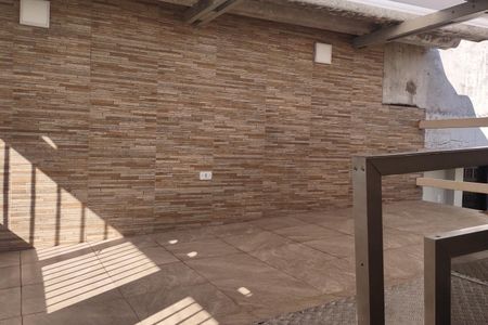 Garagem de casa à venda com 2 quartos, 125m² em Cerâmica, São Caetano do Sul
