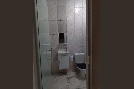 Banheiro de apartamento para alugar com 3 quartos, 70m² em Jardim Maria Inês, Aparecida de Goiânia