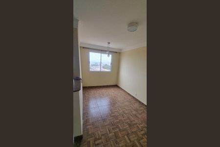 Foto 02 de apartamento para alugar com 2 quartos, 44m² em Jardim Las Vegas, Guarulhos