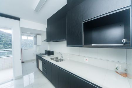 Apartamento para alugar com 70m², 2 quartos e 2 vagas Apartamento para alugar com 70m², 2 quartos e 2 vagasCozinha