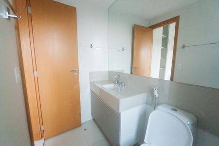 Apartamento para alugar com 70m², 2 quartos e 2 vagas Apartamento para alugar com 70m², 2 quartos e 2 vagasBanheiro suite 1