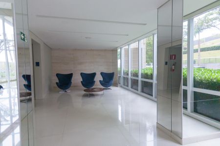 Apartamento para alugar com 70m², 2 quartos e 2 vagas Apartamento para alugar com 70m², 2 quartos e 2 vagasHall social