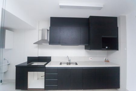 Apartamento para alugar com 70m², 2 quartos e 2 vagas Apartamento para alugar com 70m², 2 quartos e 2 vagasCozinha