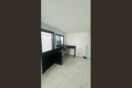 Casa à venda com 3 quartos, 110m² em Campo Grande, São Paulo