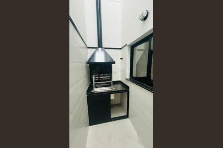 Casa à venda com 3 quartos, 110m² em Campo Grande, São Paulo