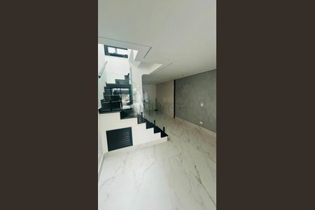 Casa à venda com 3 quartos, 110m² em Campo Grande, São Paulo
