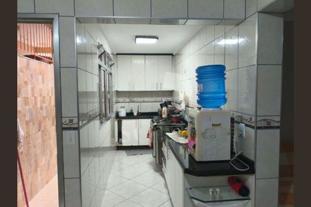 Casa à venda com 5 quartos, 200m² em Cidade Dutra, São Paulo
