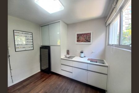 Apartamento à venda com 212m², 3 quartos e 2 vagasCozinha