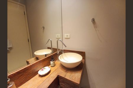 Apartamento à venda com 212m², 3 quartos e 2 vagasLavabo