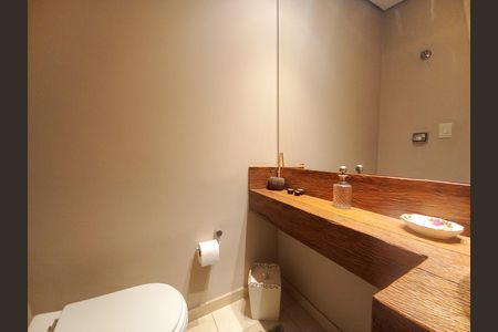 Apartamento à venda com 212m², 3 quartos e 2 vagasLavabo