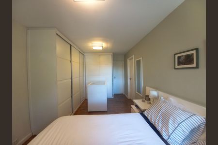 Apartamento à venda com 212m², 3 quartos e 2 vagasSuíte