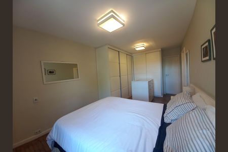 Apartamento à venda com 212m², 3 quartos e 2 vagasSuíte