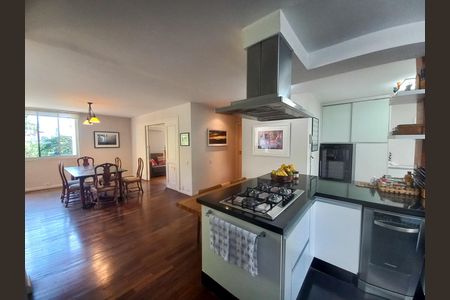 Apartamento à venda com 212m², 3 quartos e 2 vagasCozinha