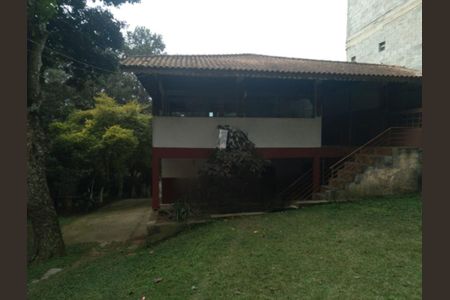 Casa à venda com 3 quartos, 388m² em Jardim Maria Fernandes, São Paulo