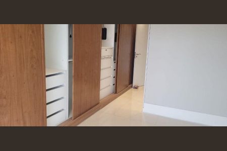 Apartamento à venda com 184m², 3 quartos e 3 vagas