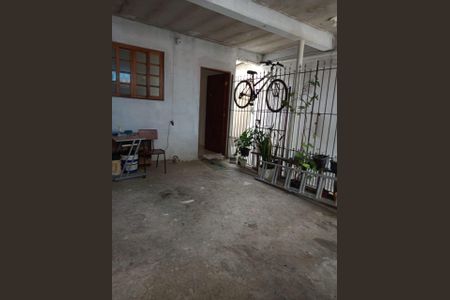 Casa à venda com 200m², 3 quartos e 1 vaga Casa à venda com 200m², 3 quartos e 1 vagaGARAGEM