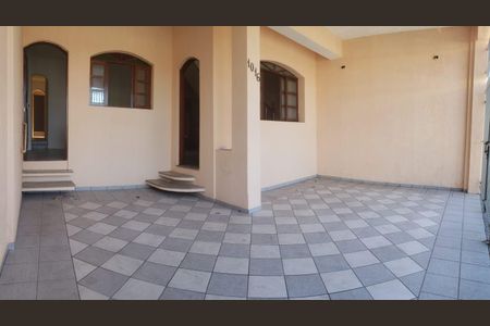 Casa à venda com 280m², 3 quartos e 2 vagasÁrea externa