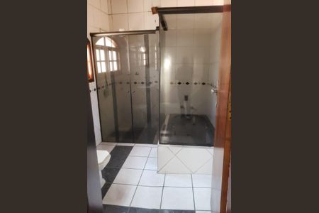 Banheiro de casa à venda com 3 quartos, 280m² em Jardim Egle, São Paulo