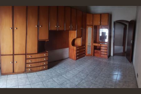 Casa à venda com 280m², 3 quartos e 2 vagasQuarto