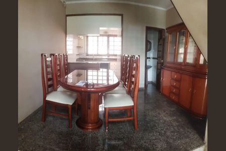 Sala de casa à venda com 3 quartos, 280m² em Jardim Egle, São Paulo