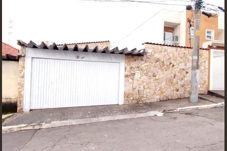 Casa à venda com 185m², 3 quartos e 5 vagasFoto 02