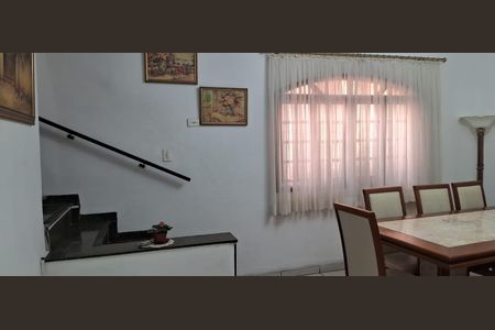 Casa à venda com 160m², 3 quartos e 2 vagas