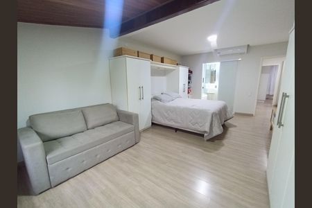 Apartamento à venda com 180m², 4 quartos e 2 vagas Apartamento à venda com 180m², 4 quartos e 2 vagasQuarto suíte