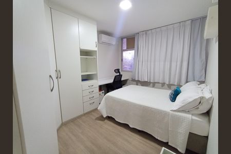 Apartamento à venda com 180m², 4 quartos e 2 vagas Apartamento à venda com 180m², 4 quartos e 2 vagasQuarto 3
