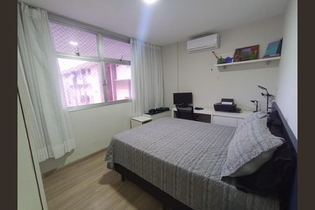 Apartamento à venda com 180m², 4 quartos e 2 vagas Apartamento à venda com 180m², 4 quartos e 2 vagasQuarto 4