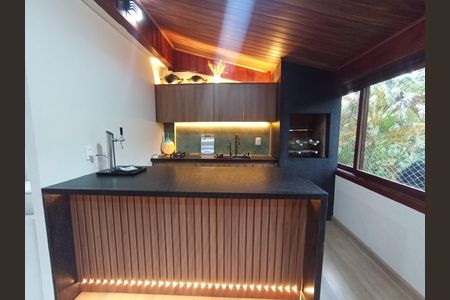 Apartamento à venda com 180m², 4 quartos e 2 vagas Apartamento à venda com 180m², 4 quartos e 2 vagasEspaço Gourmet