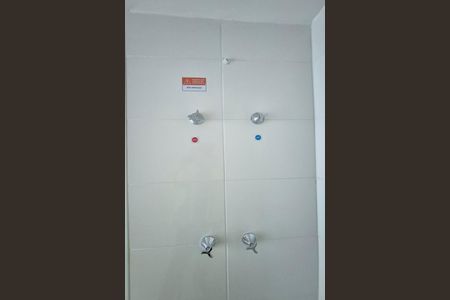 Apartamento à venda com 43m², 2 quartos e 1 vaga Apartamento à venda com 43m², 2 quartos e 1 vagaBanheiro