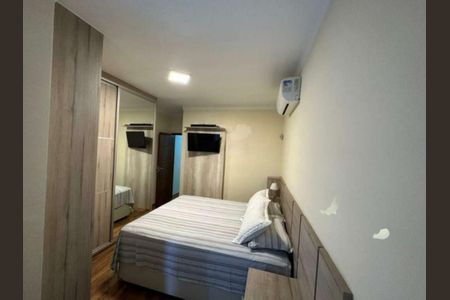 Casa à venda com 3 quartos, 117m² em Vila Carrão, São Paulo