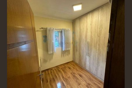Casa à venda com 3 quartos, 117m² em Vila Carrão, São Paulo