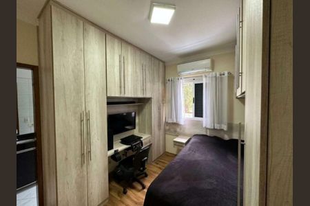 Casa à venda com 3 quartos, 117m² em Vila Carrão, São Paulo