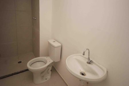 Apartamento à venda com 33m², 2 quartos e sem vaga Apartamento à venda com 33m², 2 quartos e sem vagaBanheiro