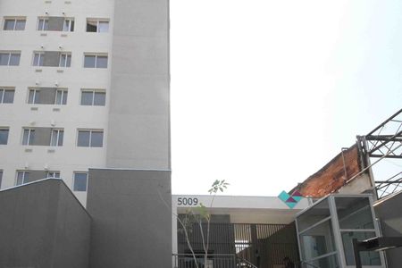 Apartamento à venda com 33m², 2 quartos e sem vaga Apartamento à venda com 33m², 2 quartos e sem vagaFachada