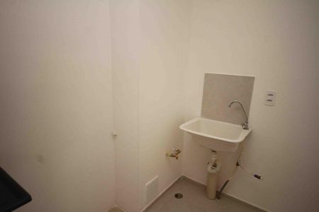 Área de Serviço de apartamento para alugar com 2 quartos, 33m² em Vila Graciosa, São Paulo