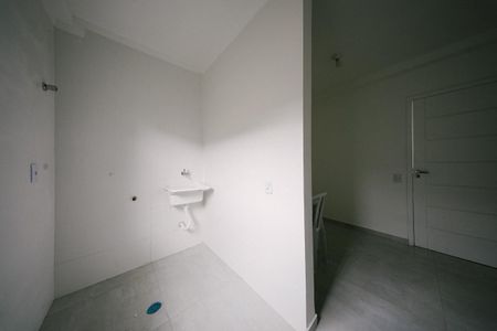 Apartamento à venda com 33m², 2 quartos e sem vaga Apartamento à venda com 33m², 2 quartos e sem vagaCozinha e Área de Serviço