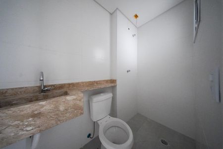 Banheiro de apartamento à venda com 2 quartos, 33m² em Parque Paineiras, São Paulo
