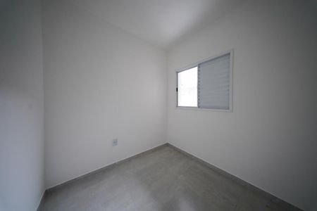 Quarto 1 de apartamento à venda com 2 quartos, 33m² em Parque Paineiras, São Paulo